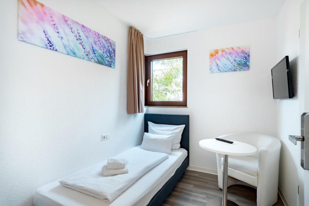 Hotel Garni Am Olgaeck Stuttgart Buitenkant foto