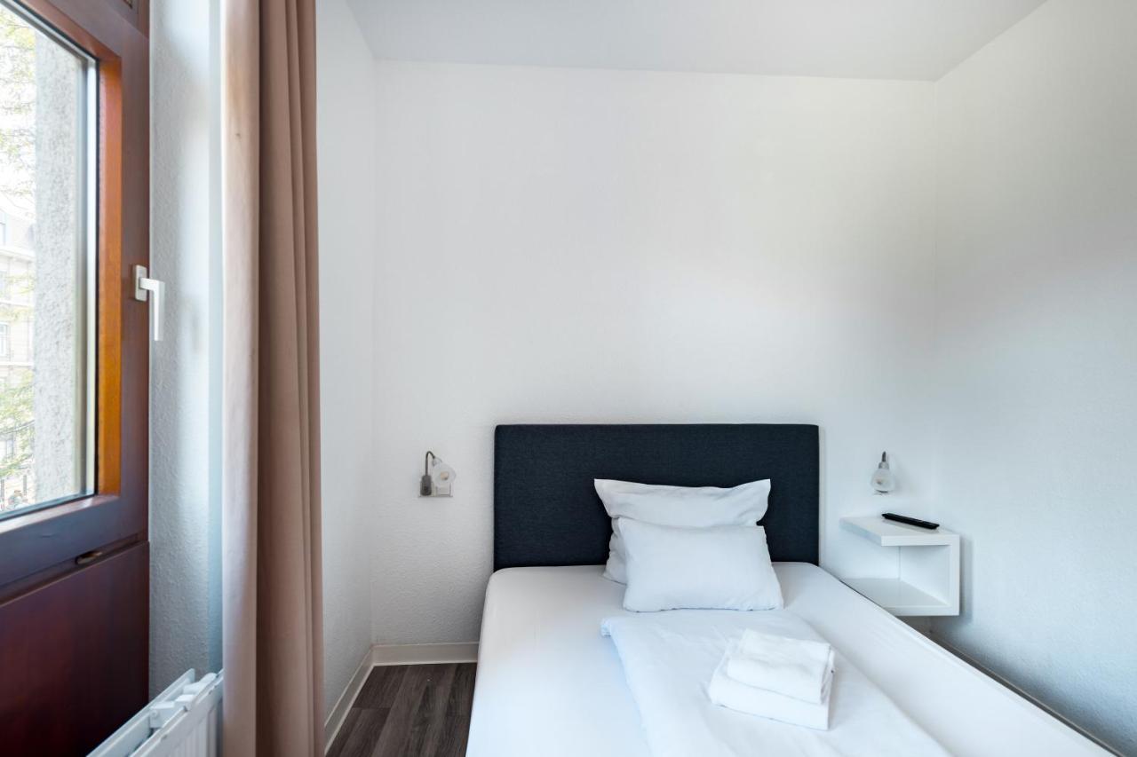 Hotel Garni Am Olgaeck Stuttgart Buitenkant foto