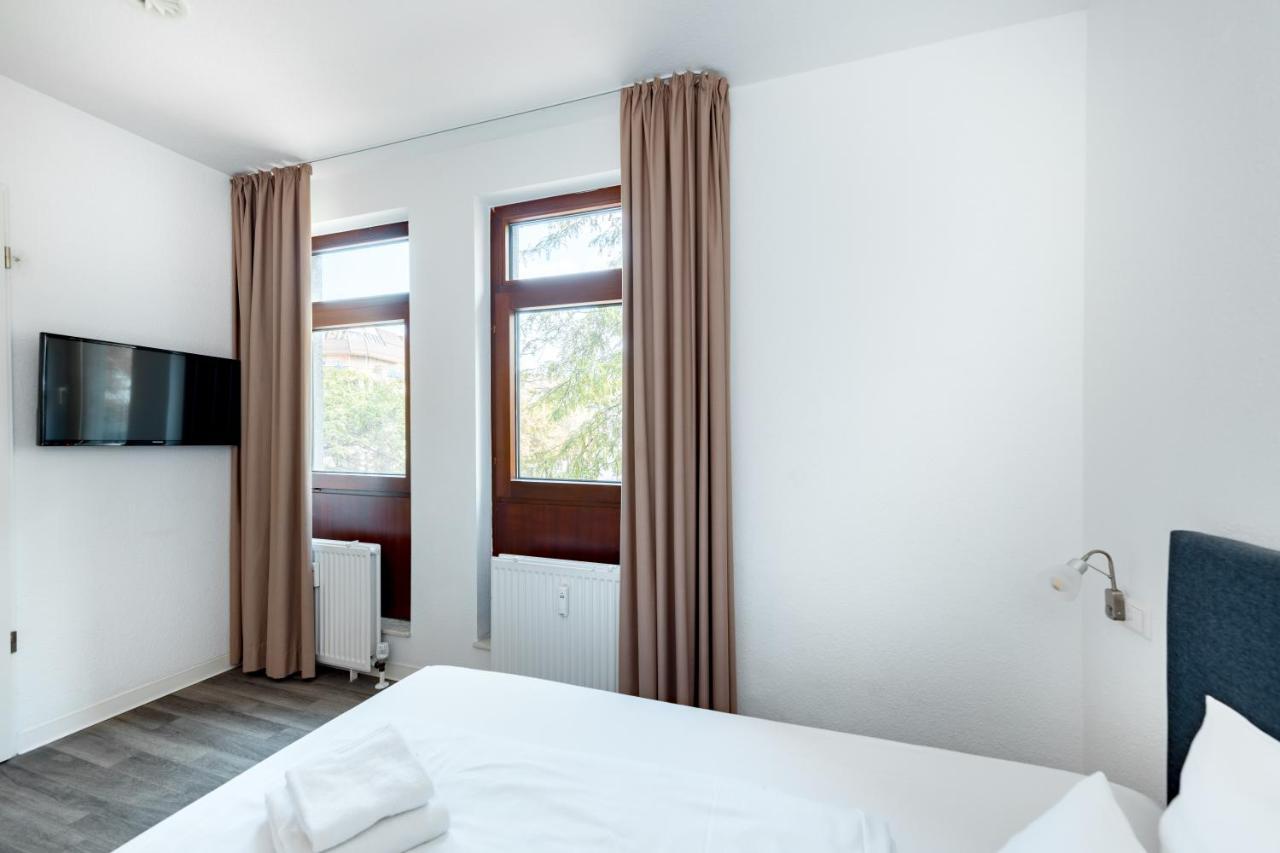 Hotel Garni Am Olgaeck Stuttgart Buitenkant foto
