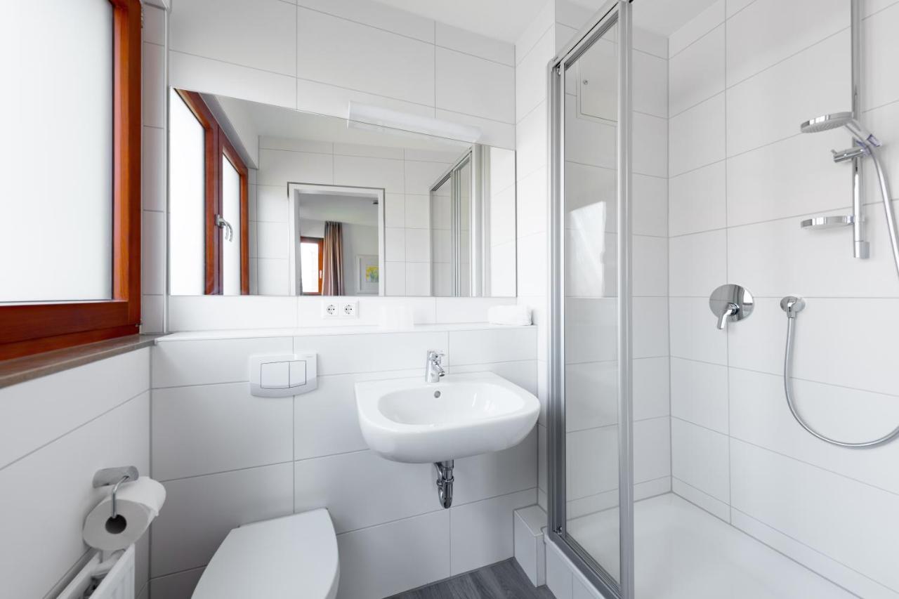 Hotel Garni Am Olgaeck Stuttgart Buitenkant foto